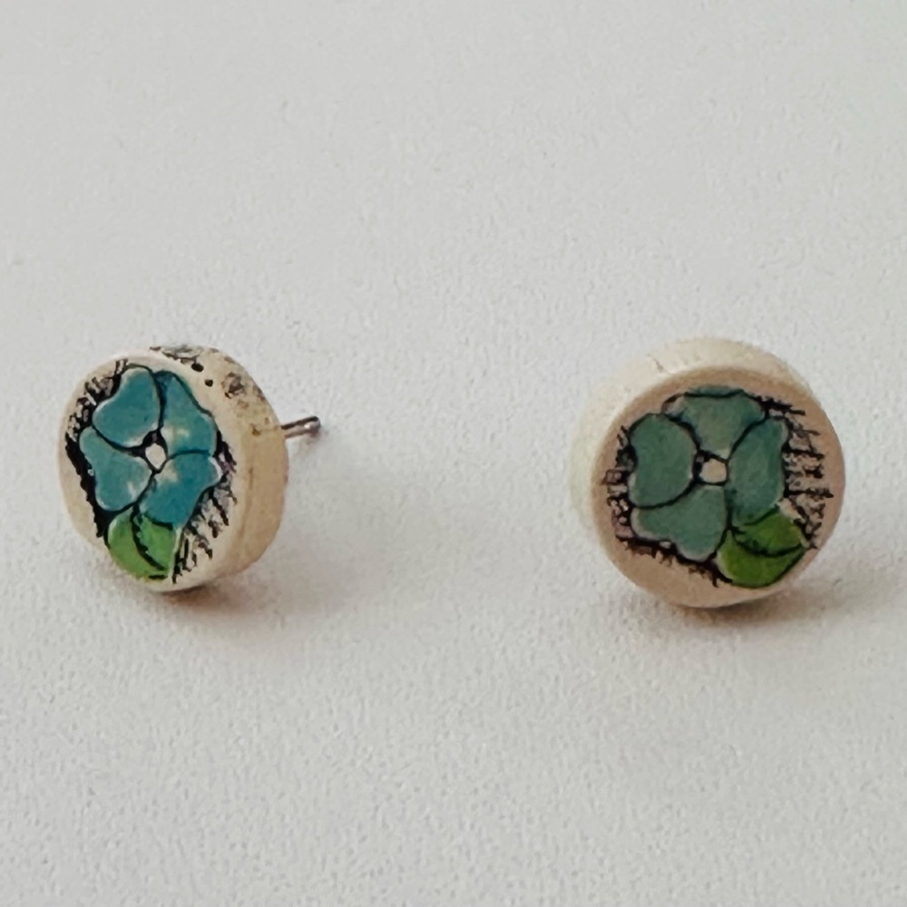 Vintage 1970s Earrings Floral Blue and Green Stud Post Earrings